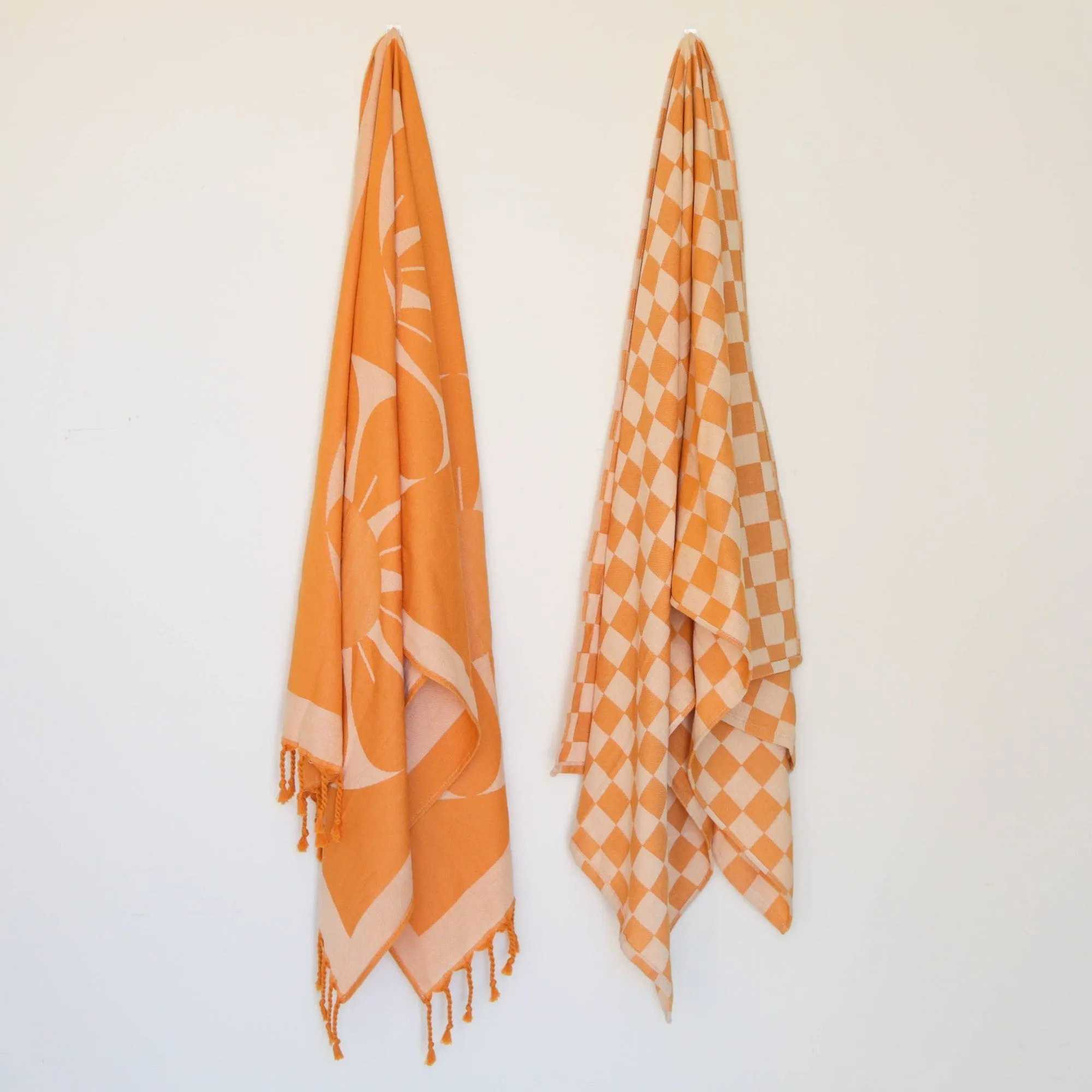 100% Turkish Cotton Sand Resistant Beach Towel in Orange/Tan Checker | Groovy '70s Aesthetic Themed Checkered Large Thin Towel