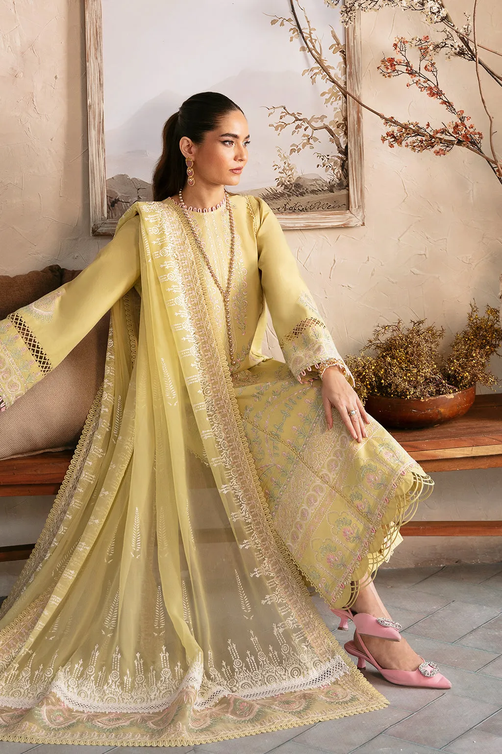 Afrozeh Cascade Luxury Lawn Collection – Liliana