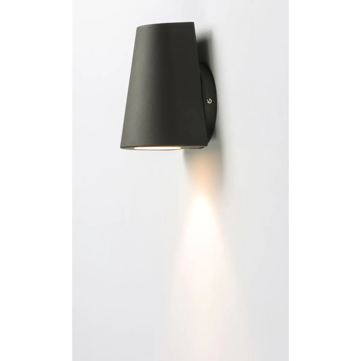 Mini 6 In. Outdoor Wall Sconce 450 Lumens Bronze