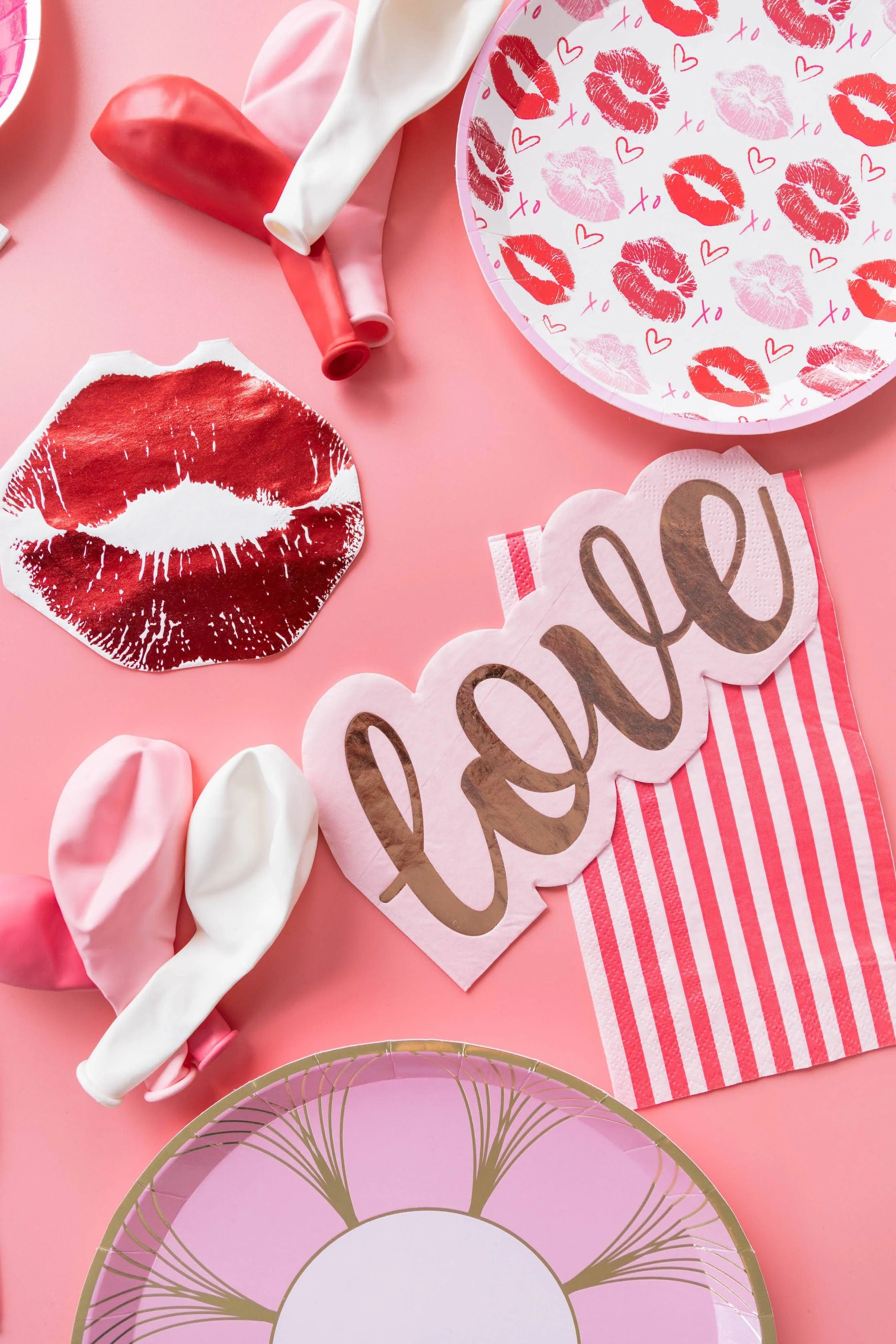 Pink Striped Napkins Large 16 Pk.